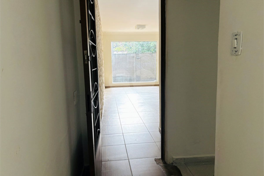 Sobrado à venda com 3 quartos, sendo 1 suíte, em Vila Romana, São Paulo, SP