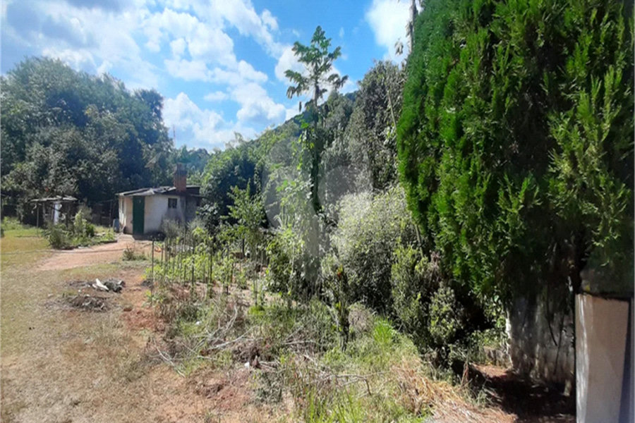 Casa à venda com 2 quartos em Serra da Cantareira, Mairiporã, SP