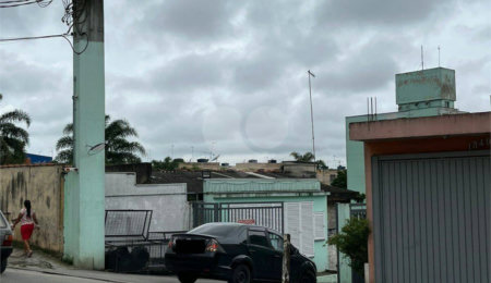 Apartamento à venda com 2 quartos em Jardim Itamarati, Poá, SP