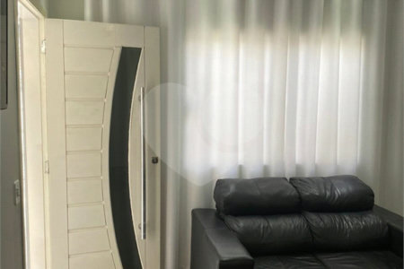 Casa à venda com 3 quartos, sendo 1 suíte, em Jardim Márcia, Suzano, SP