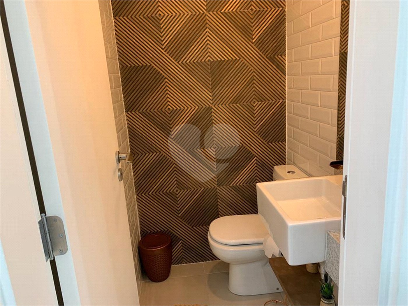 Apartamento à venda com 3 suítes em Vila Monumento, São Paulo, SP