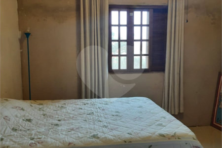 Casa à venda com 2 quartos, sendo 1 suíte, em Jardim Leonor, Itatiba, SP