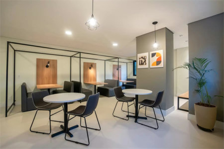 Apartamento à venda com 3 quartos, sendo 1 suíte,  em Planalto Paulista, São Paulo, SP