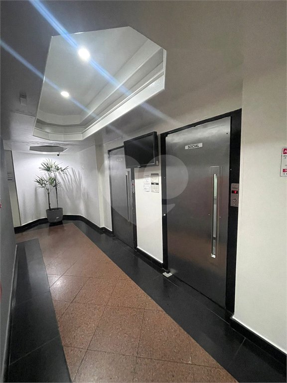 Flat à venda com 1 suíte em Liberdade, São Paulo, SP
