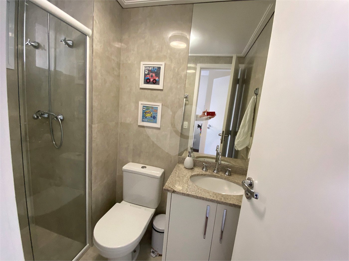 Apartamento à venda com 3 suítes em Barra Funda, São Paulo, SP