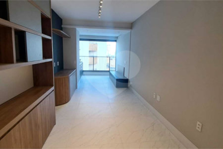 Apartamento à venda com 2 suítes em Indianópolis, São Paulo, SP