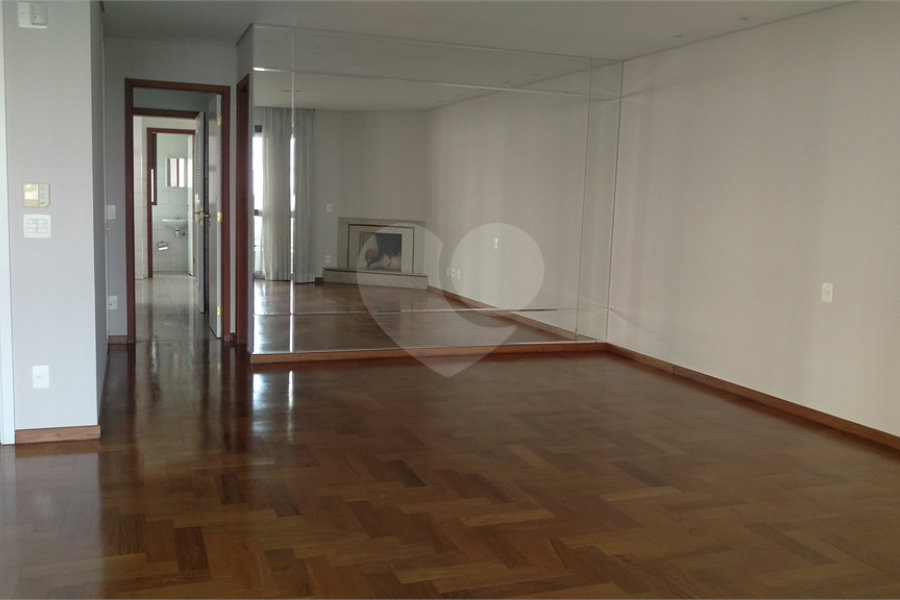 Apartamento à venda com 4 suítes em Morumbi, São Paulo, SP