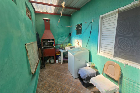 Casa à venda com 5 quartos, sendo 1 suíte,  em Vila Santana, Itapetininga, SP