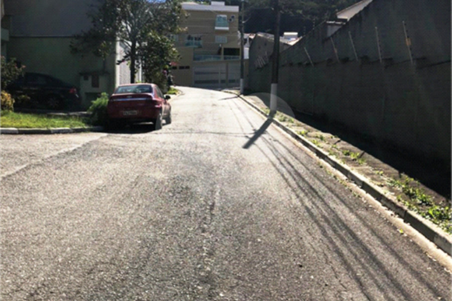 Terreno à venda em Horto, São Paulo, SP