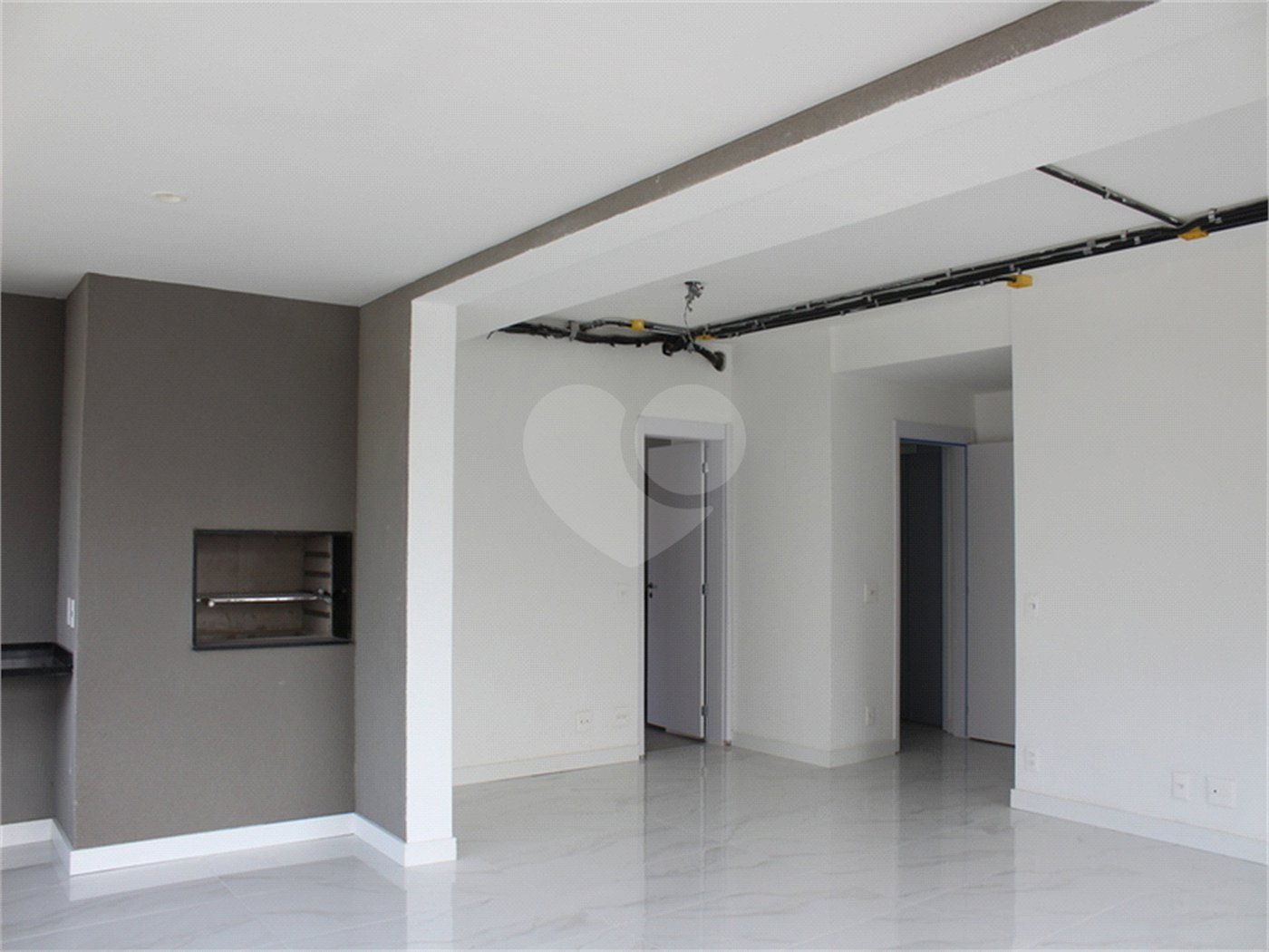 Apartamento à venda com 3 suítes em Pinheiros, São Paulo, SP