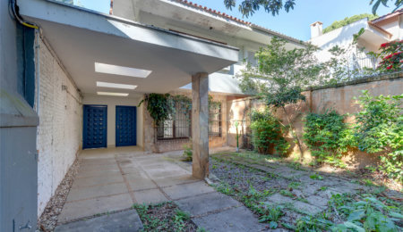 Sobrado à venda com 3 quartos, sendo 1 suíte,  em Alto da Boa Vista, São Paulo, SP