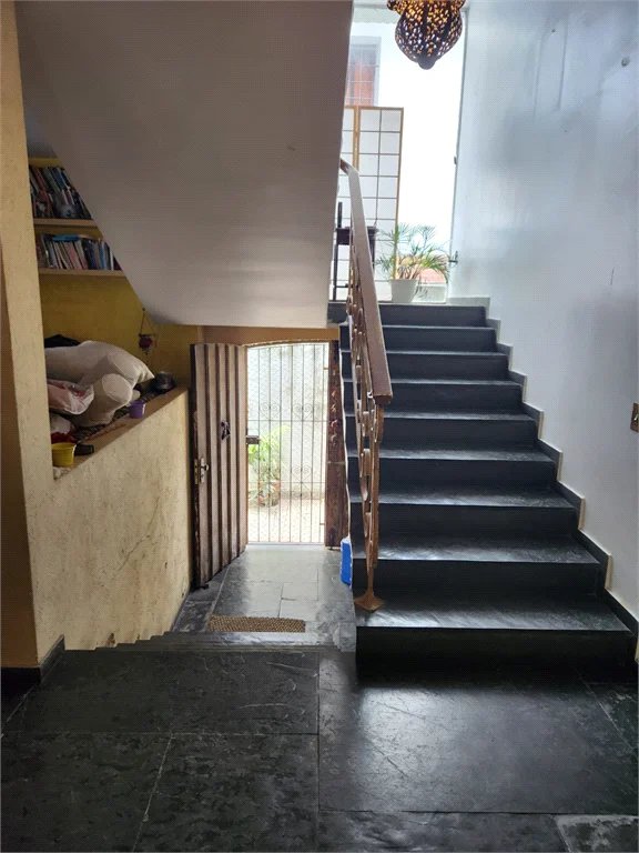 Sobrado à venda com 4 quartos, sendo 2 suítes, em Jardim Leonor, São Paulo, SP