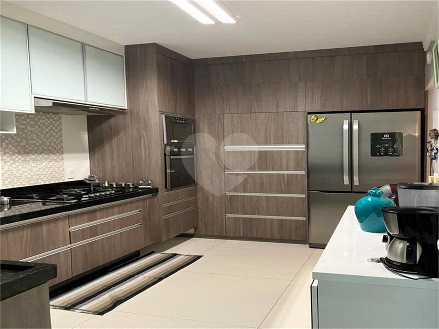Casa à venda com 3 suítes no condomínio Maison Blanche, Indaiatuba - SP