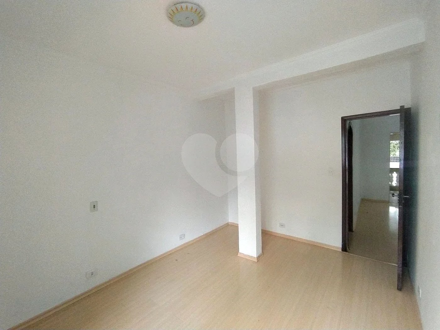 Casa à venda com 10 quartos, sendo 1 suíte, em Santa Teresinha, São Paulo, SP