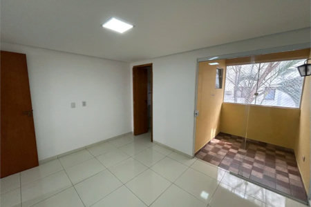 Casa de Vila para alugar com 4 suítes em Vila Romana, São Paulo, SP