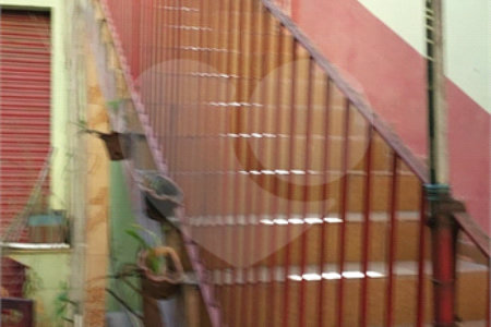 Sobrado à venda com 4 quartos em Vila Mira, São Paulo, SP