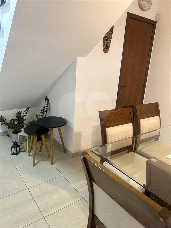 Sobrado à venda com 3 quartos, sendo 1 suíte,  em Vila Marari, São Paulo, SP