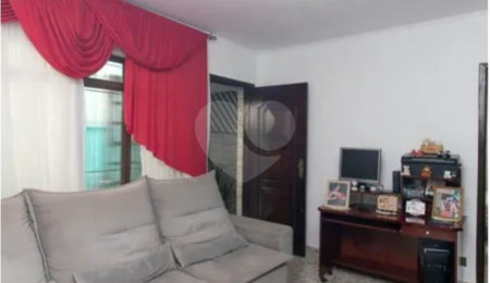 Casa Térrea à venda com 4 quartos, sendo 1 suíte,  em Vila Mazzei, São Paulo, SP