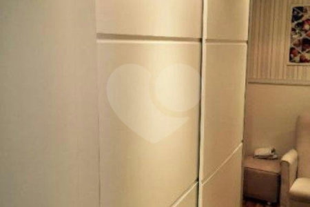 Apartamento à venda com 2 suítes em Real Parque, São Paulo, SP