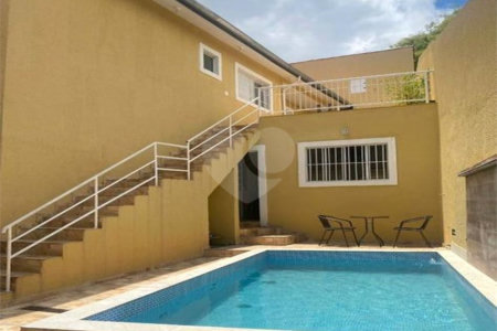 Casa à venda com 4 quartos, sendo 2 suítes, em Jardim Samara, São Paulo, SP
