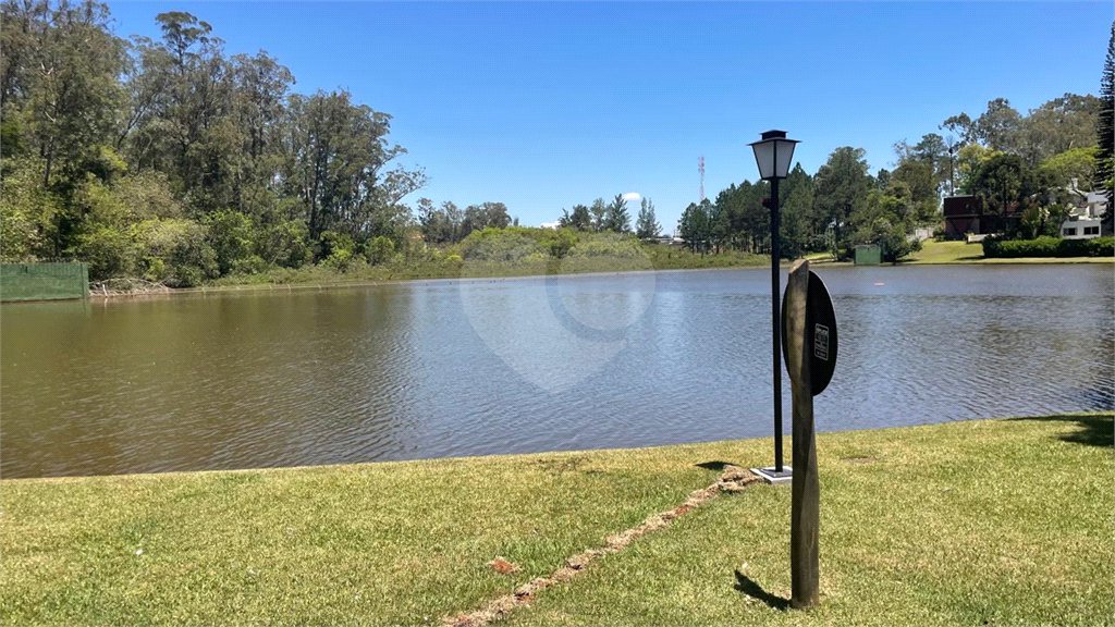 Casa à venda com 5 suítes no condomínio Fazenda Lago Azul, Araçoiaba da Serra - SP