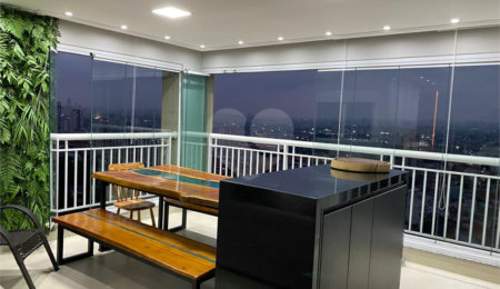 Apartamento à venda com 2 quartos, sendo 1 suíte,  em Vila Leonor, São Paulo, SP