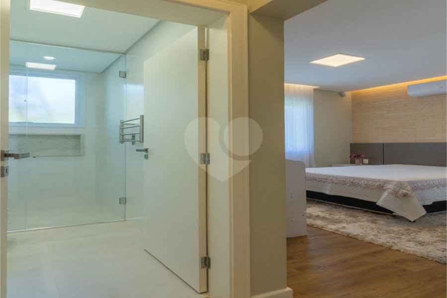 Casa à venda com 3 suítes no condomínio Parque Imperial da Cantareira, Mairiporã - SP
