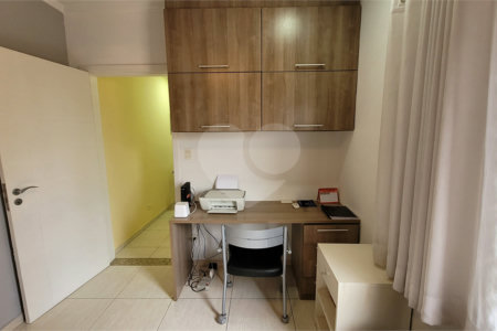 Sobrado à venda com 3 quartos, sendo 1 suíte, em Vila Romana, São Paulo, SP