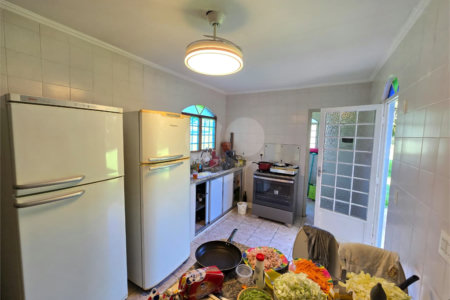 Chácara à venda com 4 quartos, sendo 1 suíte, em Cercadinho, Alambari, SP