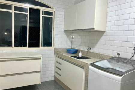Casa à venda com 3 quartos, sendo 1 suíte, no condomínio Residencial Macaúba, Rondonópolis - MT