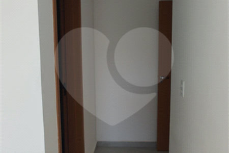 Apartamento à venda com 2 quartos, sendo 1 suíte, em Alvinópolis, Atibaia, SP