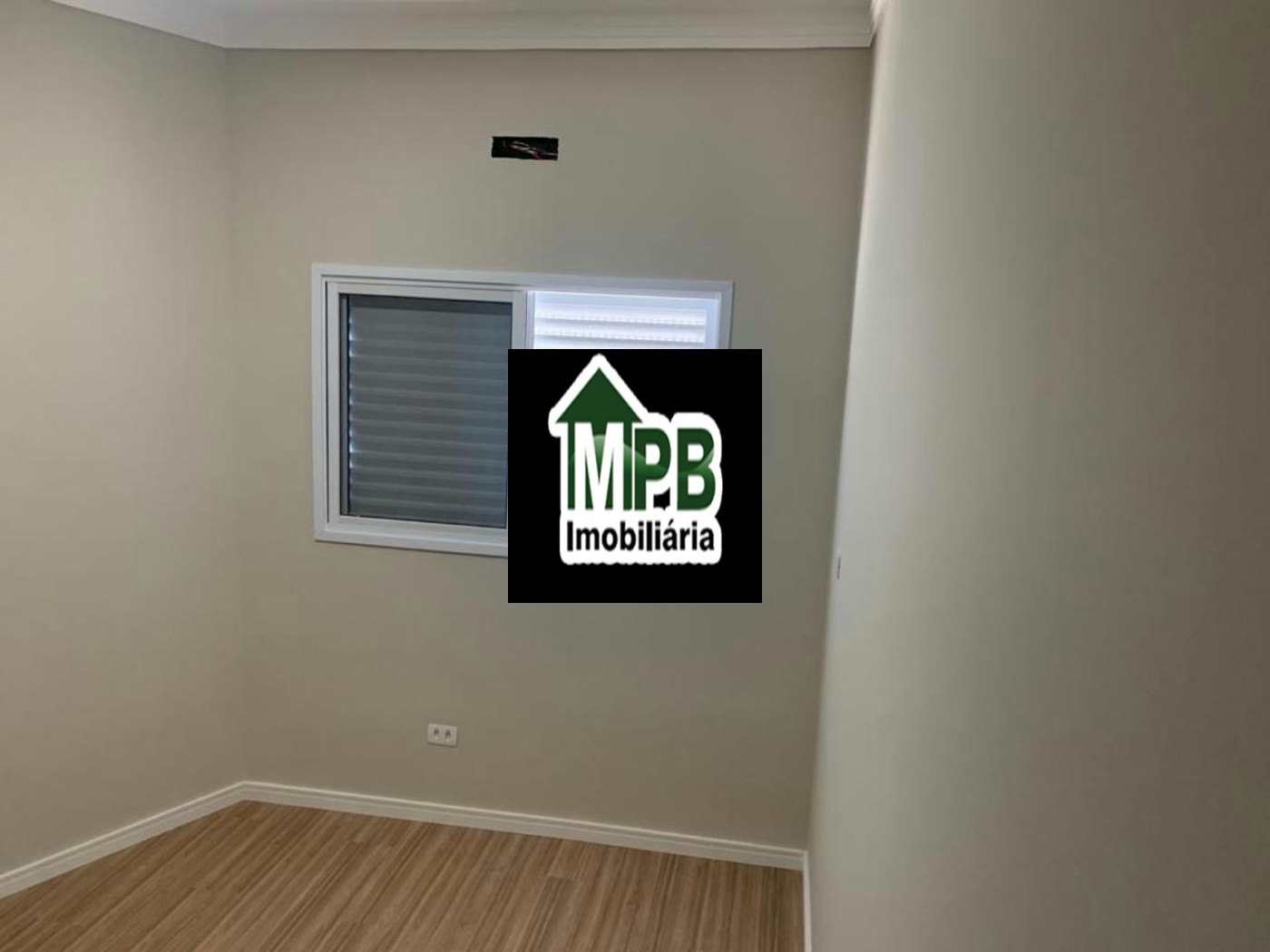 Casa à venda com 3 quartos, sendo 1 suíte, no condomínio Horto Florestal Villagio, Sorocaba - SP