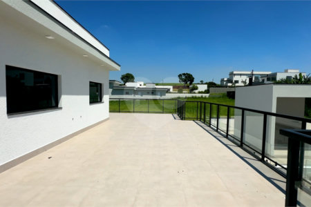 Casa à venda com 5 suítes no condomínio Terras de Mont Serrat, Salto - SP