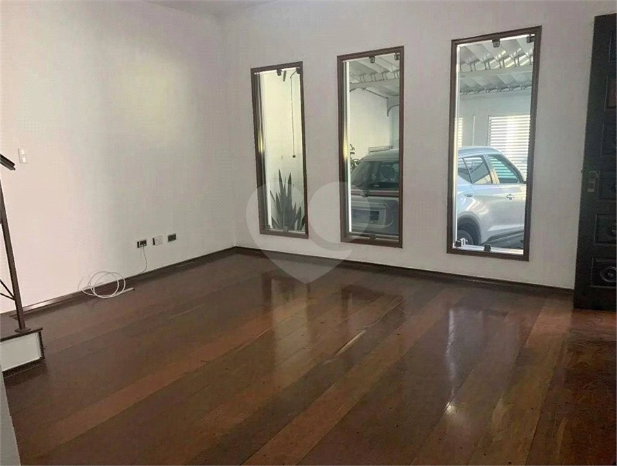 Sobrado à venda com 4 quartos, sendo 2 suítes, em Jardim do Mar, São Bernardo do Campo, SP