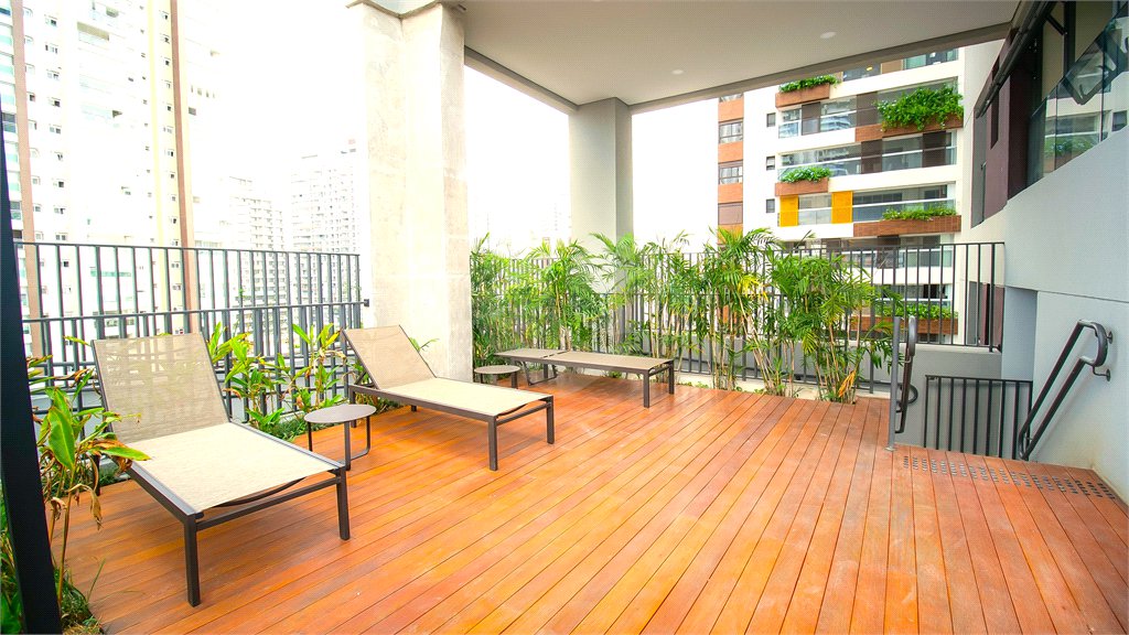 Apartamento à venda com 4 suítes em Jardim das Acácias, São Paulo, SP