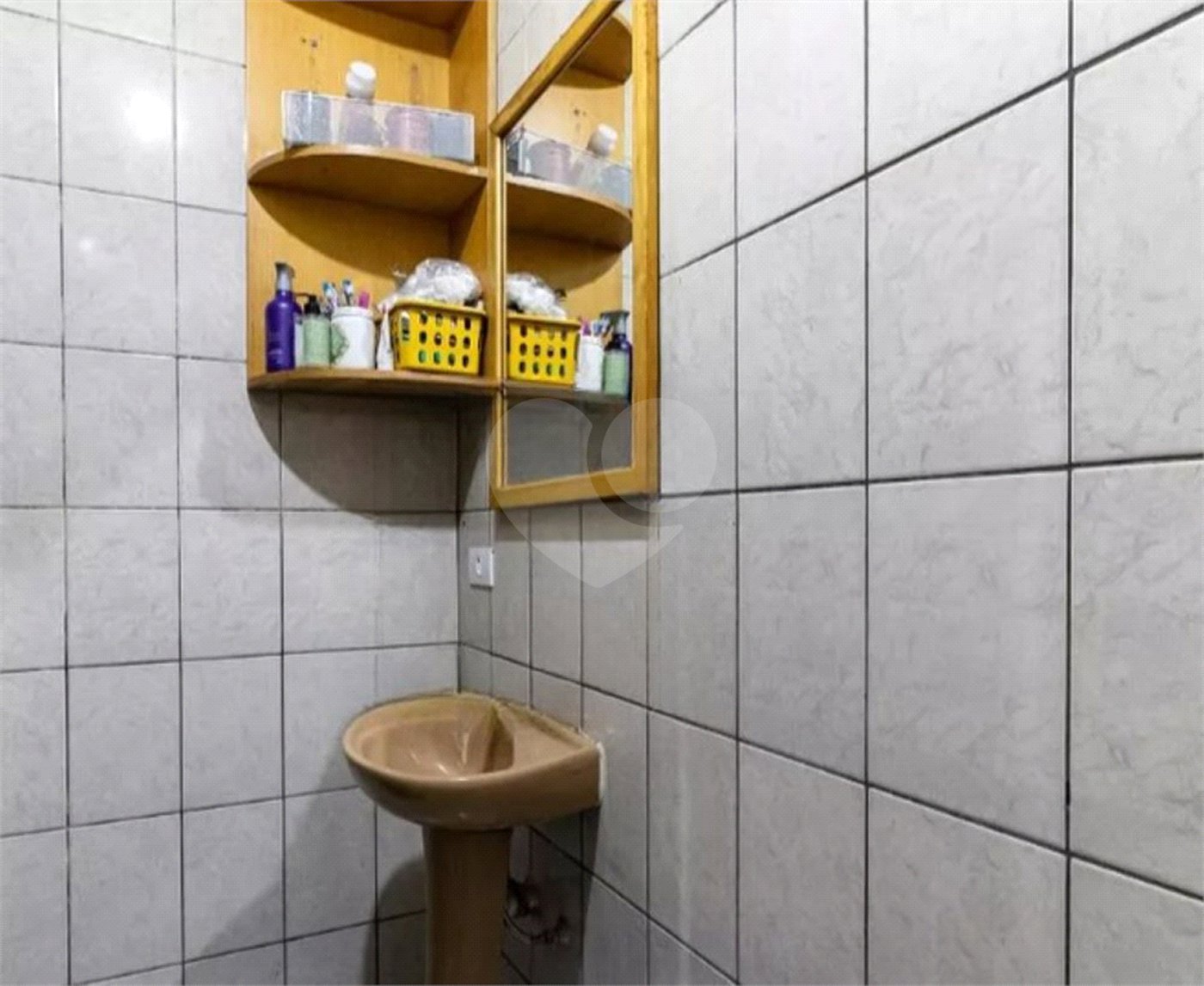 Casa à venda com 5 quartos em Sítio Caraguata, São Paulo, SP