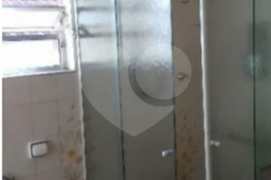 Casa à venda com 4 quartos, sendo 1 suíte, em Santana, São Paulo, SP