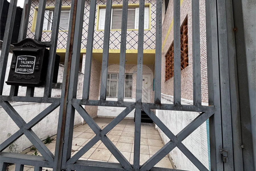 Sobrado à venda com 3 quartos em Vila Dom Pedro Ii, São Paulo, SP