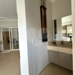 Casa à venda com 3 quartos, sendo 1 suíte, no condomínio Jardim das Acácias, Araraquara - SP