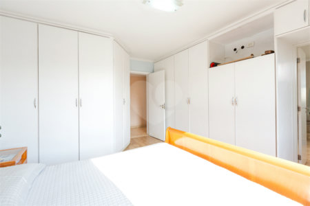 Apartamento à venda com 4 quartos, sendo 3 suítes,  em Real Parque, São Paulo, SP