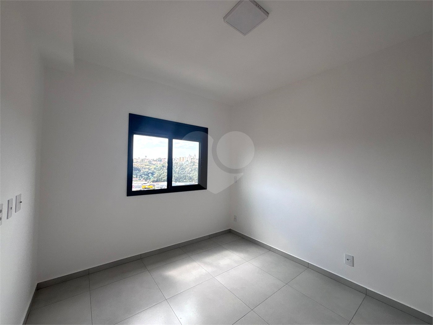 Apartamento à venda com 1 suíte em Atibaia Jardim, Atibaia, SP