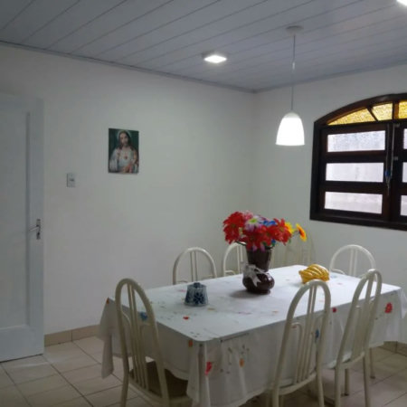 Casa à venda com 4 quartos, sendo 1 suíte, em Jardim Helga, São Paulo, SP