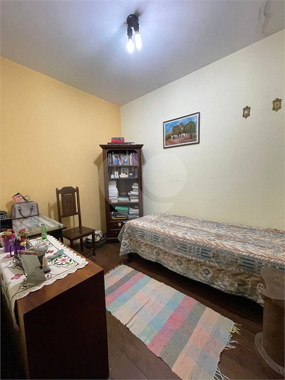 Sobrado à venda com 4 quartos, sendo 1 suíte,  em Vila Suissa, Mogi das Cruzes, SP