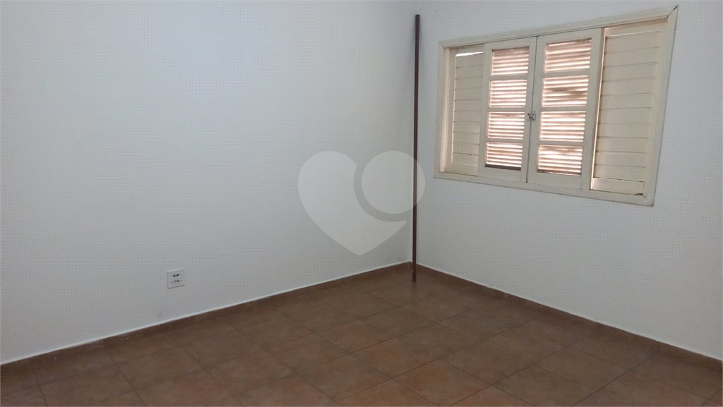 Sobrado à venda com 4 quartos, sendo 1 suíte, em Vila Mazzei, São Paulo, SP