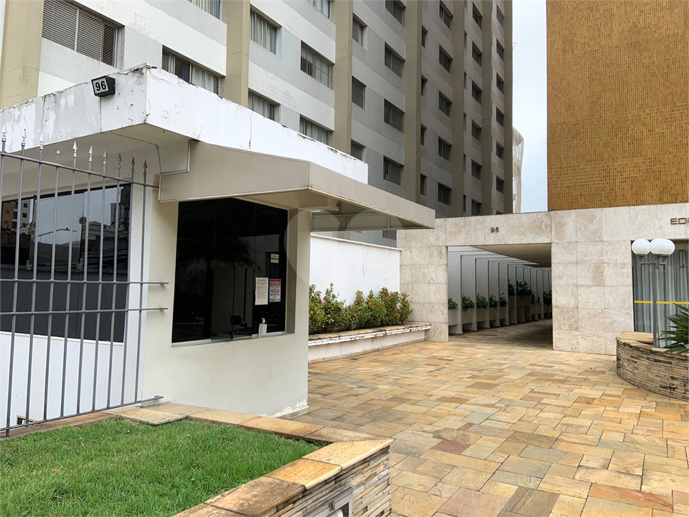 Apartamento à venda com 3 quartos em Bosque da Saúde, São Paulo, SP