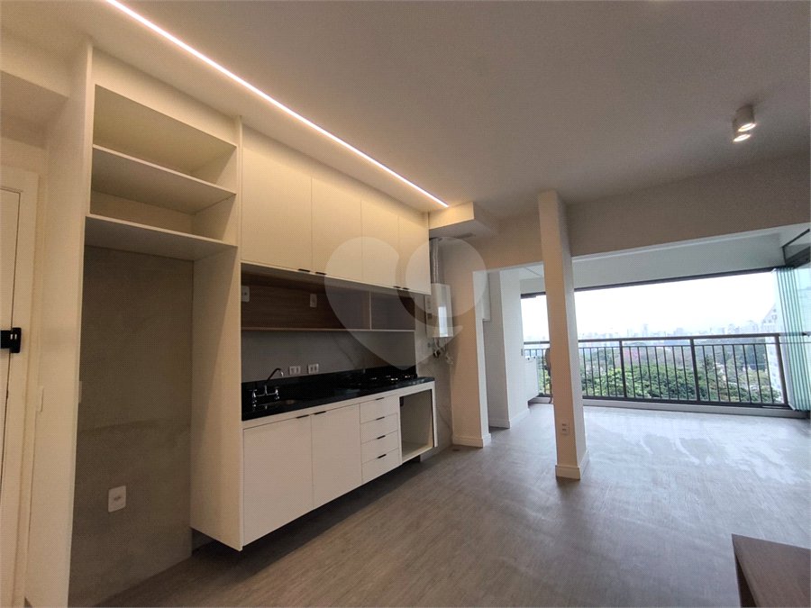 Apartamento para alugar com 2 suítes em Pinheiros, São Paulo, SP