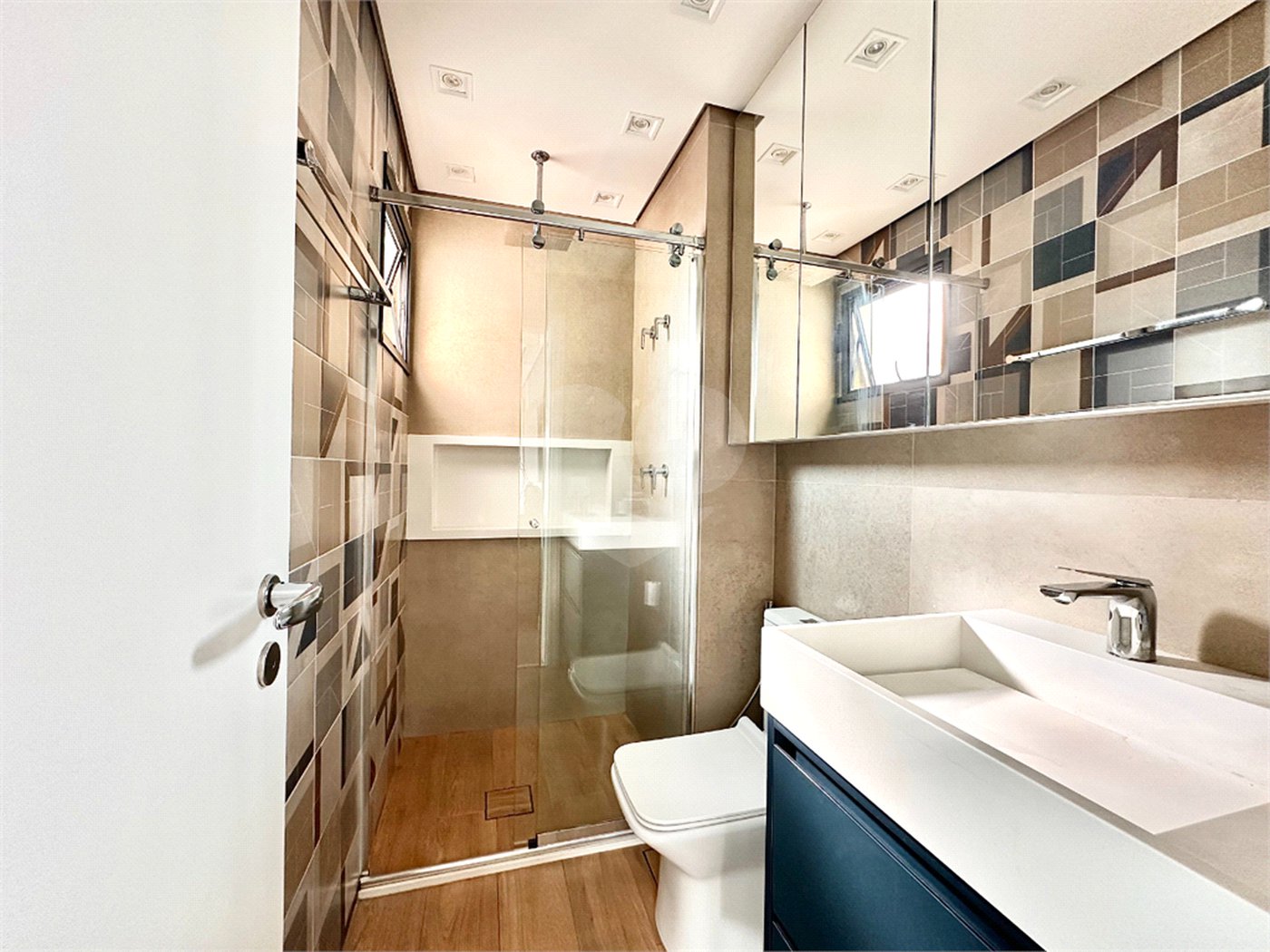 Apartamento à venda com 2 quartos, sendo 1 suíte,  em Cerqueira César, São Paulo, SP