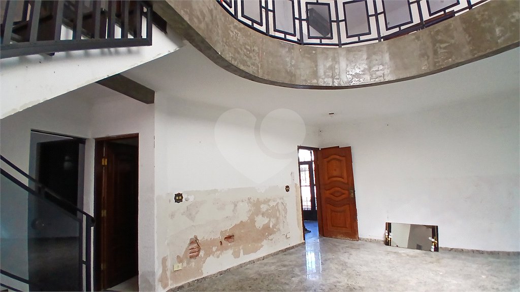 Sobrado à venda com 4 quartos, sendo 1 suíte, em Santana, São Paulo, SP