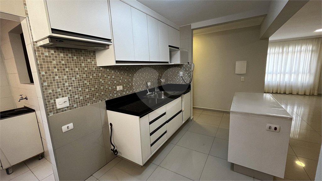 Apartamento à venda com 3 quartos em Vila Pompéia, São Paulo, SP