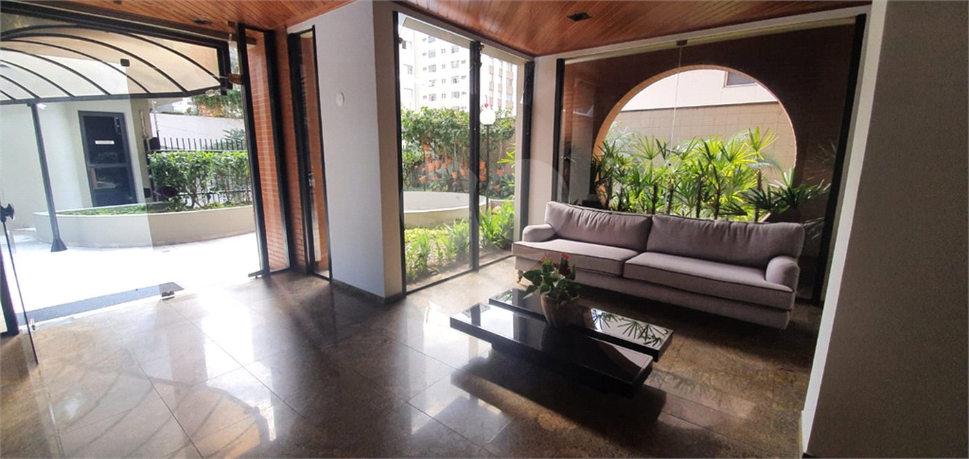 Apartamento à venda com 4 quartos, sendo 3 suítes,  em Perdizes, São Paulo, SP
